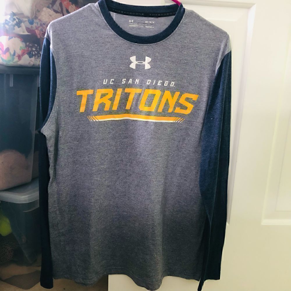 Under Armour Loose Heatgear Threadborne UCSD Tritons LS Tee